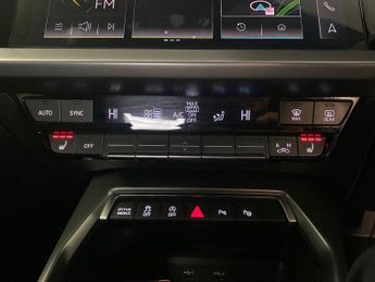 AUDI A3 2.0 Tdi 35 Edition 1 Saloon 4Dr Diesel S Tronic Euro 6 (S/S) (15