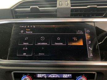 AUDI Q3 1.5 Tfsi Cod 35 S Line Suv 5Dr Petrol S Tronic Euro 6 (S/S) (150