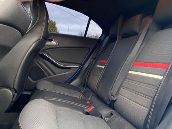 MERCEDES-BENZ A CLASS 1.5 A180 Cdi Se Hatchback 5Dr Diesel 7G-Dct Euro 5 (S/S) (109 Ps