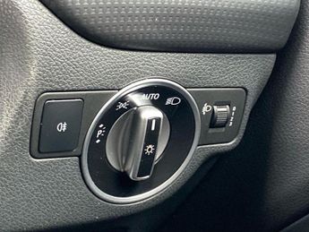 MERCEDES-BENZ A CLASS 1.5 A180 Cdi Se Hatchback 5Dr Diesel 7G-Dct Euro 5 (S/S) (109 Ps