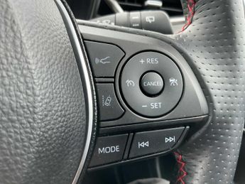 TOYOTA COROLLA 2.0 Vvt-I Hybrid Gr Sport 5Dr Cvt