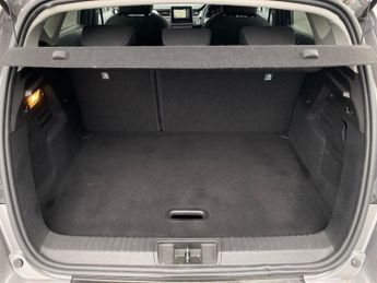 RENAULT CAPTUR 1.6 E-Tech Evolution Suv 5Dr Petrol Hybrid Auto Euro 6 (S/S) (14