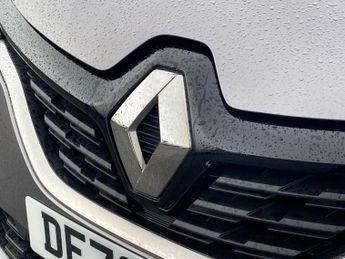 RENAULT CAPTUR 1.6 E-Tech Evolution Suv 5Dr Petrol Hybrid Auto Euro 6 (S/S) (14