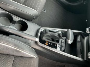 KIA STONIC 1.0T Gdi 48V Gt-Line S 5Dr Dct