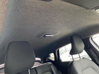 RENAULT CAPTUR 1.6 E-Tech Evolution Suv 5Dr Petrol Hybrid Auto Euro 6 (S/S) (14