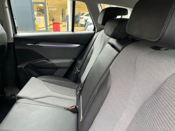 SKODA ENYAQ 62Kwh 60 Suv 5Dr Electric Auto (179 Ps)