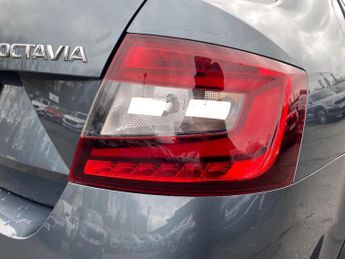 SKODA OCTAVIA 1.4 Tsi Se Hatchback 5Dr Petrol Dsg Euro 6 (S/S) (150 Ps)