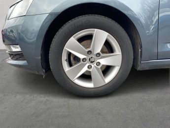 SKODA OCTAVIA 1.4 Tsi Se Hatchback 5Dr Petrol Dsg Euro 6 (S/S) (150 Ps)