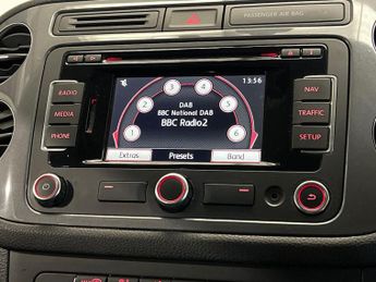 VOLKSWAGEN TIGUAN 2.0 Tdi Bluemotion Tech Match Suv 5Dr Diesel Dsg 4Wd Euro 5 (S/S