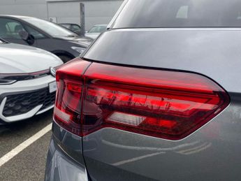 VOLKSWAGEN T-ROC 2.0 Tdi Sel Suv 5Dr Diesel Dsg Euro 6 (S/S) (150 Ps)