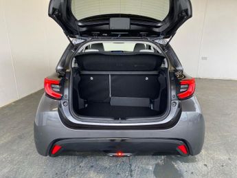 TOYOTA YARIS 1.5 Vvt-H Excel Hatchback 5Dr Petrol Hybrid E-Cvt Euro 6 (S/S) (