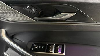 JAGUAR F-PACE 2.0 P400E 17.1Kwh R-Dynamic Se Suv 5Dr Petrol Plug-In Hybrid Aut
