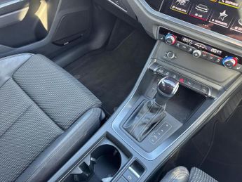 AUDI Q3 2.0 Tfsi 40 Black Edition Suv 5Dr Petrol S Tronic Quattro Euro 6