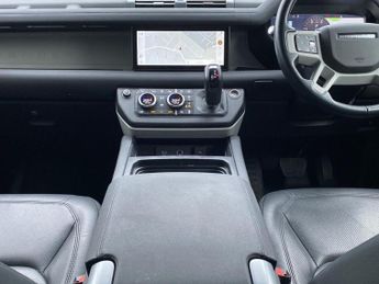 LAND ROVER DEFENDER 3.0 D200 Se 110 5Dr Auto