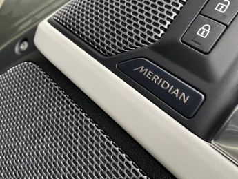 LAND ROVER DEFENDER 3.0 D200 Se 110 5Dr Auto