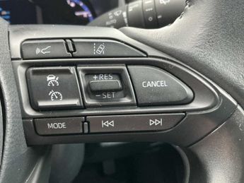 TOYOTA YARIS CROSS 1.5 Hybrid Design 5Dr Cvt