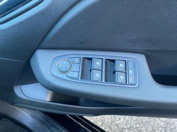 RENAULT CLIO 1.6 E-Tech Evolution Hatchback 5Dr Petrol Hybrid Auto Euro 6 (S/