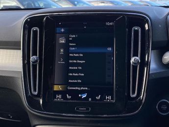 VOLVO XC40 2.0 B4 Mhev Momentum Suv 5Dr Petrol Hybrid Auto Awd Euro 6 (S/S)