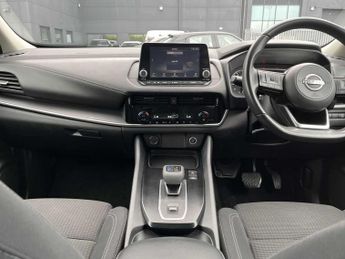 NISSAN QASHQAI 1.3 Dig-T Mh 158 Acenta Premium 5Dr Xtronic