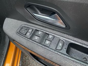 DACIA SANDERO STEPWAY 1.0 Tce Prestige Hatchback 5Dr Petrol Cvt Euro 6 (S/S) (90 Ps)