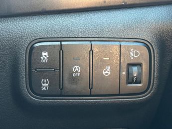 HYUNDAI I20 1.0 T-Gdi Mhev Premium Hatchback 5Dr Petrol Hybrid Dct Euro 6 (S