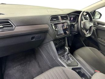 VOLKSWAGEN TIGUAN ALLSPACE 1.5 Tsi Life Suv 5Dr Petrol Dsg Euro 6 (S/S) (150 Ps)