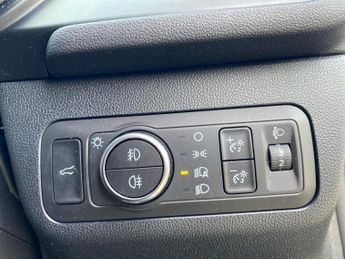 FORD KUGA 2.5 Fhev St-Line Edition 5Dr Cvt