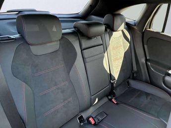 MERCEDES-BENZ EQA Eqa 250+ 140Kw Amg Line Executive 70.5Kwh 5Dr Auto