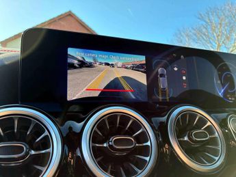 MERCEDES-BENZ EQA Eqa 250+ 140Kw Amg Line Executive 70.5Kwh 5Dr Auto