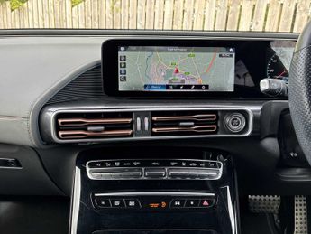 MERCEDES-BENZ EQC Eqc 400 300Kw Amg Line 80Kwh 5Dr Auto
