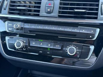 BMW 1 SERIES 118I [1.5] Sport 5Dr [Nav/Servotronic] Step Auto