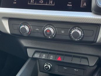 AUDI A1 35 Tfsi S Line 5Dr S Tronic