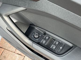 AUDI A1 35 Tfsi S Line 5Dr S Tronic