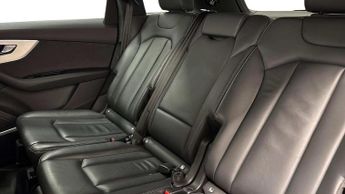 AUDI Q4 40 S Line Suv 5Dr Electric Auto 82Kwh (204 Ps)