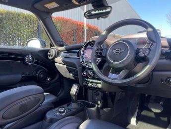 MINI HATCHBACK 135Kw Cooper S Level 3 33Kwh 3Dr Auto