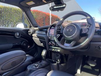MINI HATCHBACK 135Kw Cooper S Level 3 33Kwh 3Dr Auto