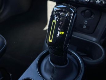 MINI HATCHBACK 135Kw Cooper S Level 3 33Kwh 3Dr Auto