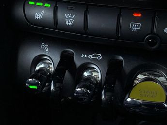 MINI HATCHBACK 135Kw Cooper S Level 3 33Kwh 3Dr Auto