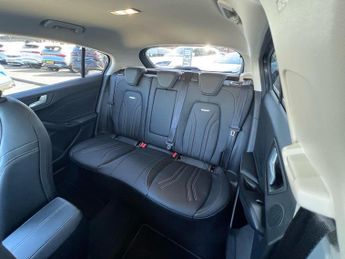 FORD FOCUS VIGNALE 1.5T Ecoboost Vignale Hatchback 5Dr Petrol Auto Euro 6 (S/S) (15