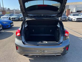 FORD FOCUS VIGNALE 1.5T Ecoboost Vignale Hatchback 5Dr Petrol Auto Euro 6 (S/S) (15