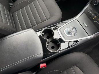 FORD GALAXY 2.5H Duratec Titanium Mpv 5Dr Petrol Hybrid Cvt Euro 6 (S/S) (19