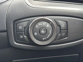 FORD GALAXY 2.5H Duratec Titanium Mpv 5Dr Petrol Hybrid Cvt Euro 6 (S/S) (19