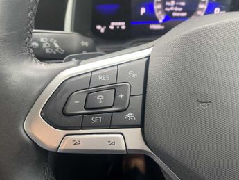 VOLKSWAGEN POLO 1.0 Tsi Life 5Dr Dsg