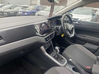 VOLKSWAGEN POLO 1.0 Tsi Life 5Dr Dsg