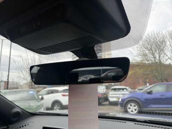 NISSAN JUKE 1.0 Dig-T N-Connecta 5Dr Dct