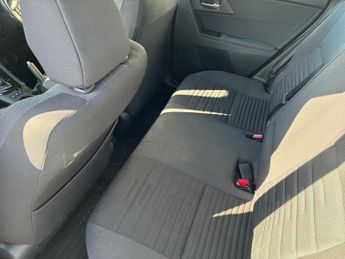 TOYOTA AURIS 1.2 Vvt-I Icon Tech Touring Sports 5Dr Petrol Cvt Euro 6 (S/S) (