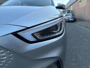 MG MOTOR UK ZS 72.6Kwh Trophy Connect Long Range Suv 5Dr Electric Auto (156 Ps)