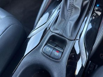 TOYOTA COROLLA 1.8 Vvt-H Gpf Excel Hatchback 5Dr Petrol Hybrid Cvt Euro 6 (S/S)