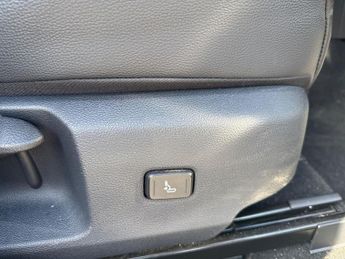 TOYOTA COROLLA 1.8 Vvt-H Gpf Excel Hatchback 5Dr Petrol Hybrid Cvt Euro 6 (S/S)