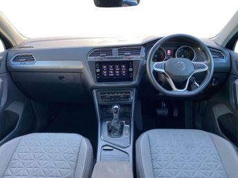 VOLKSWAGEN TIGUAN 1.5 Tsi Life Suv 5Dr Petrol Dsg Euro 6 (S/S) (150 Ps)